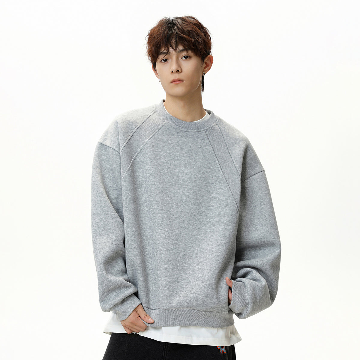 Round neck pullover hoodie for men