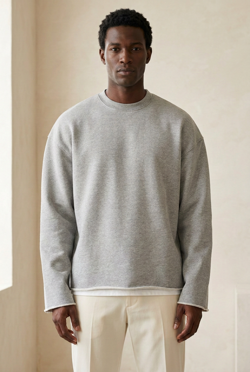 Grijze sweater met handen laag